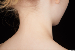 Timea neck nude 0007.jpg